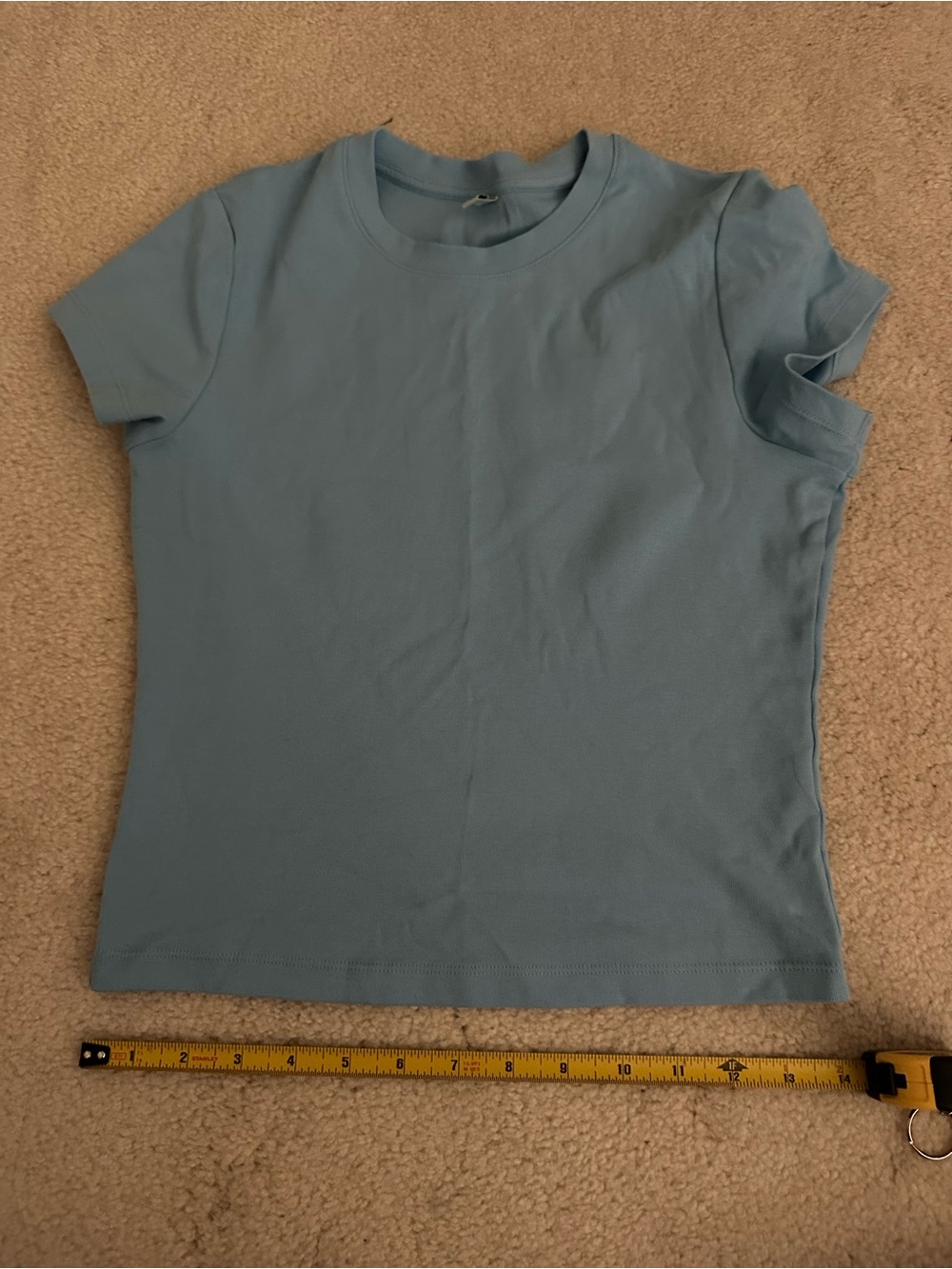 Uniqlo Simple Fitted Crewneck Tee in Soft Blue